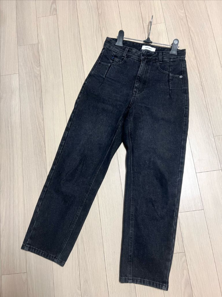 21년 구호플러스 KUHO 시그니처 슬림 배기핏 데님팬츠 흑청 청바지 그레이진 이미지