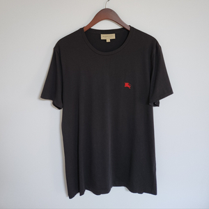 L 버버리 블랙 기사 자수 남성 반팔티 3965066 이미지