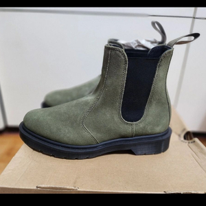 닥터마틴 Dr. Martens 2976 첼시 부츠, 이미지