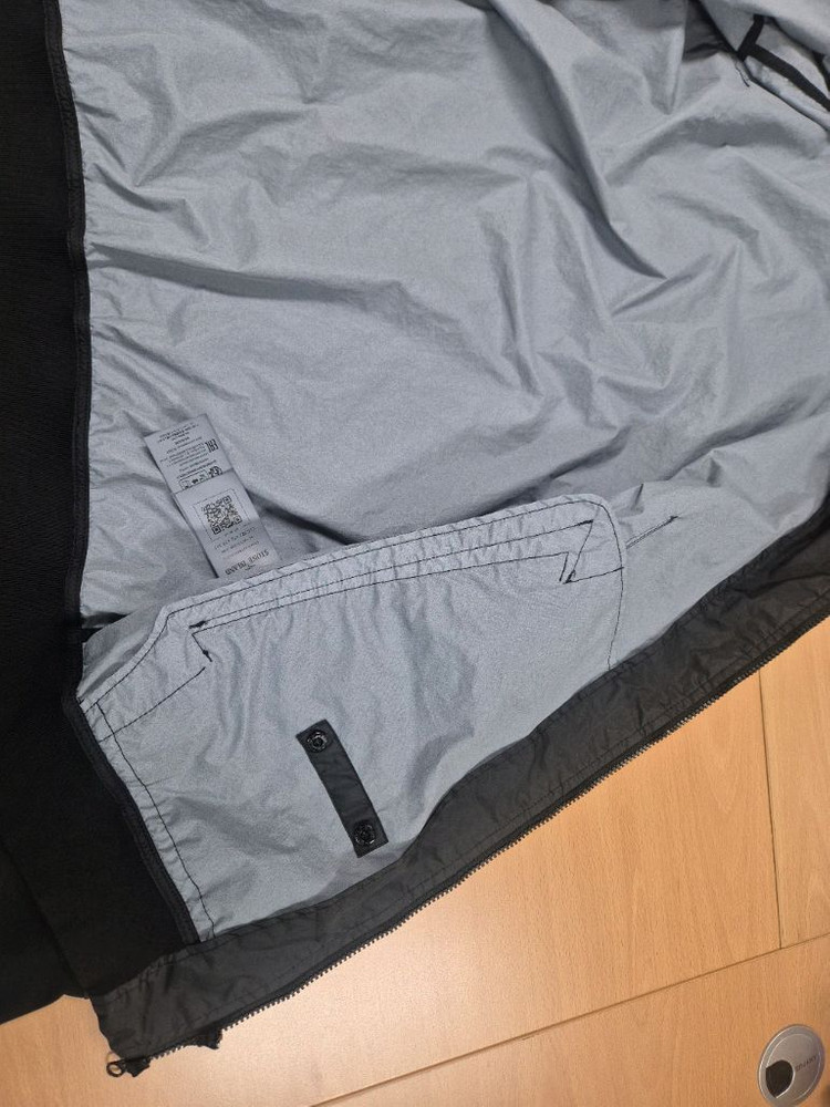 스톤아일랜드 바람막이 자켓 이미지