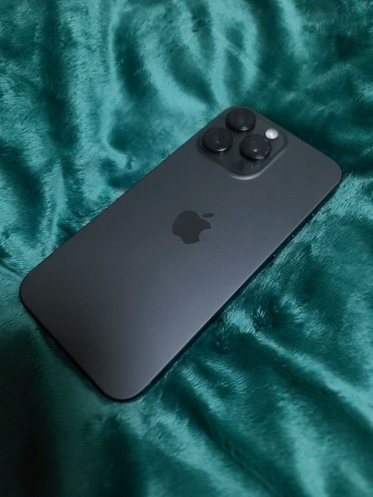 아이폰 15 프로 맥스 256GB 블랙 티타늄 풀박스 이미지