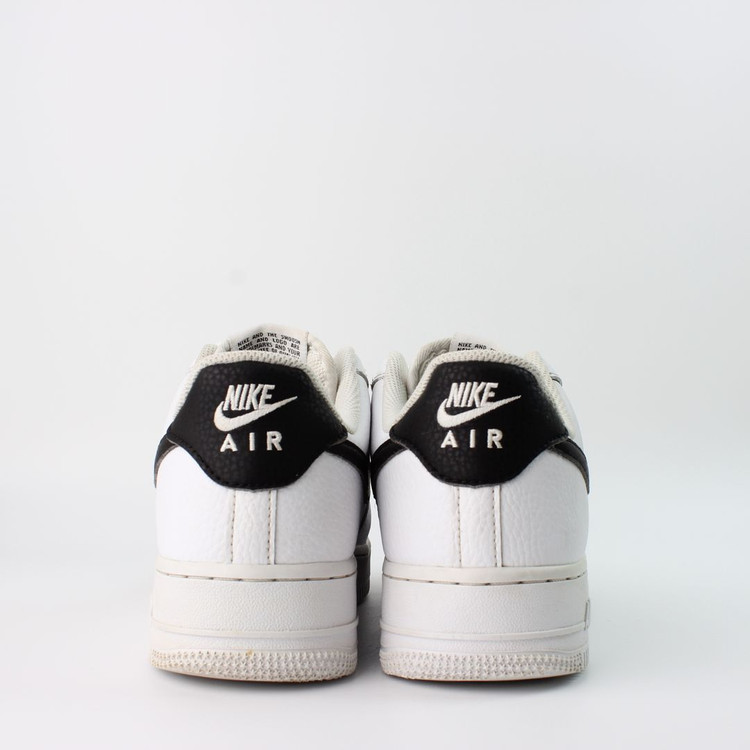 260 나이키 에어포스 1 '07 화이트 블랙 CT2302-100 이미지