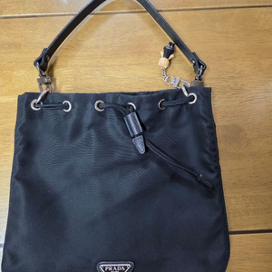 프라다나일론 버킷백(복조리파우치) 이미지