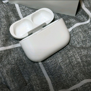 에어팟프로3 본체 새상품 이미지