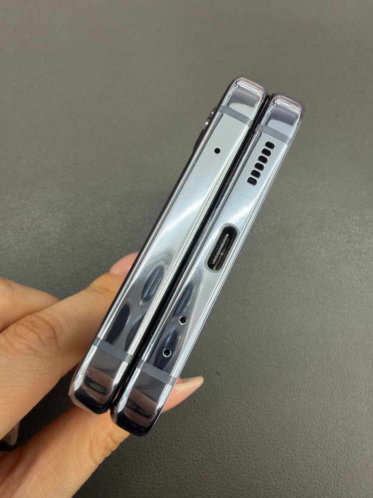 [대전 중고폰] 갤럭시 Z플립4 256GB 블루 / S급 / 실물촬영 / 매장운영 098330 이미지