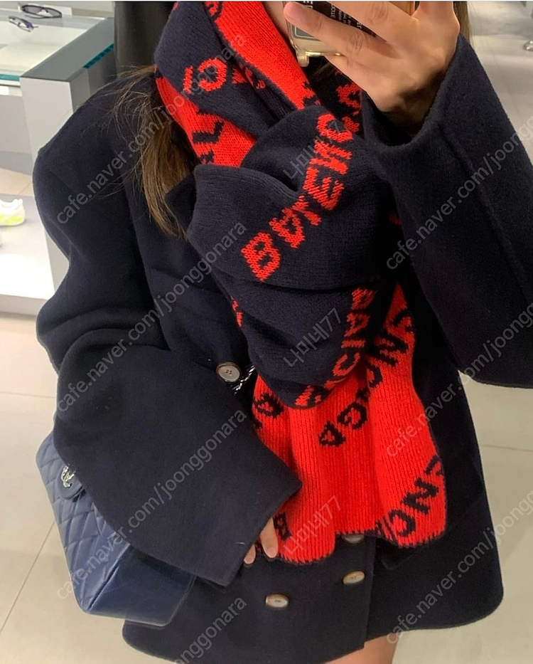 ##할인## 미스손x노앙(nohan) 부루하하 / 후왓웨어/ 오버핏 하프코트 / 네이비 m 이미지