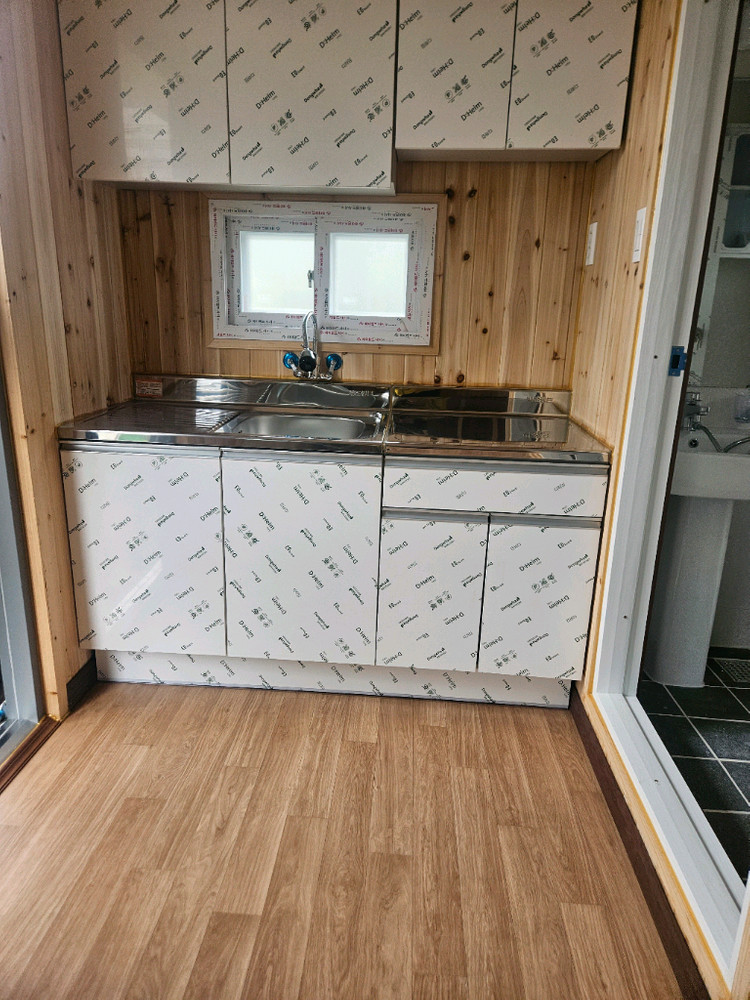 고급 3*7 농촌체류형쉼터, 농막, 이동식주택, 컨테이너 1500만원 이미지