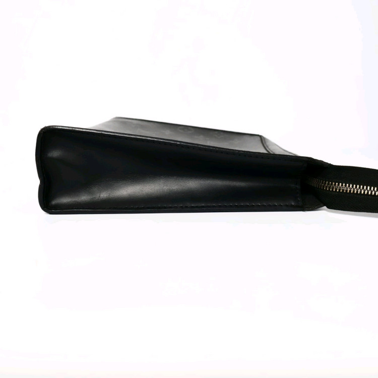 루이비통 포쉐트 보야주 모노그램 클러치 백 MM 이미지
