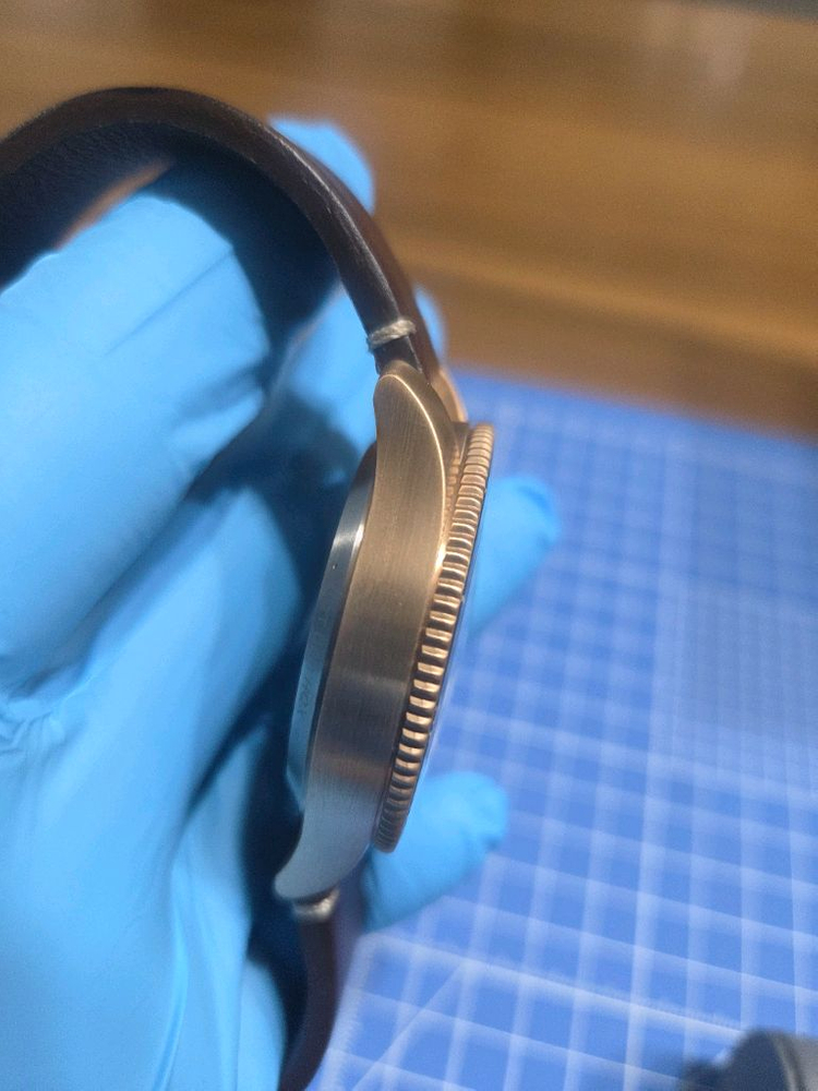 해밀턴 카키 에비에이션 파일럿브론즈 팝니다. 이미지