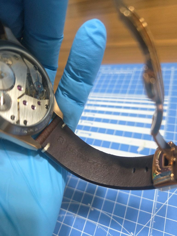 해밀턴 카키 에비에이션 파일럿브론즈 팝니다. 이미지