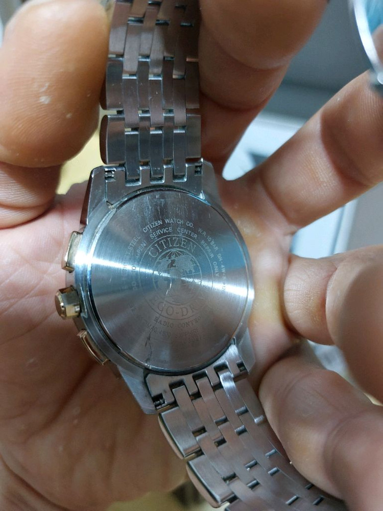 시티즌 로즈골드 전파수신 배터리 새거교환 이미지