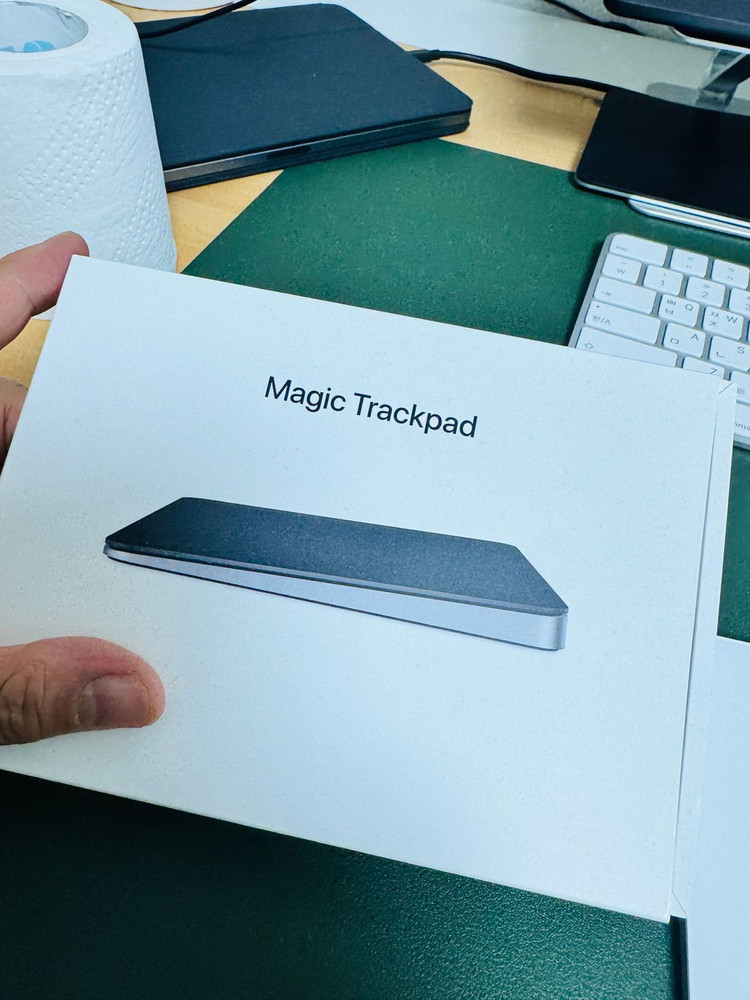 맥북 Pro14 M3Pro 14인치 + 매직키보드(포함) 이미지