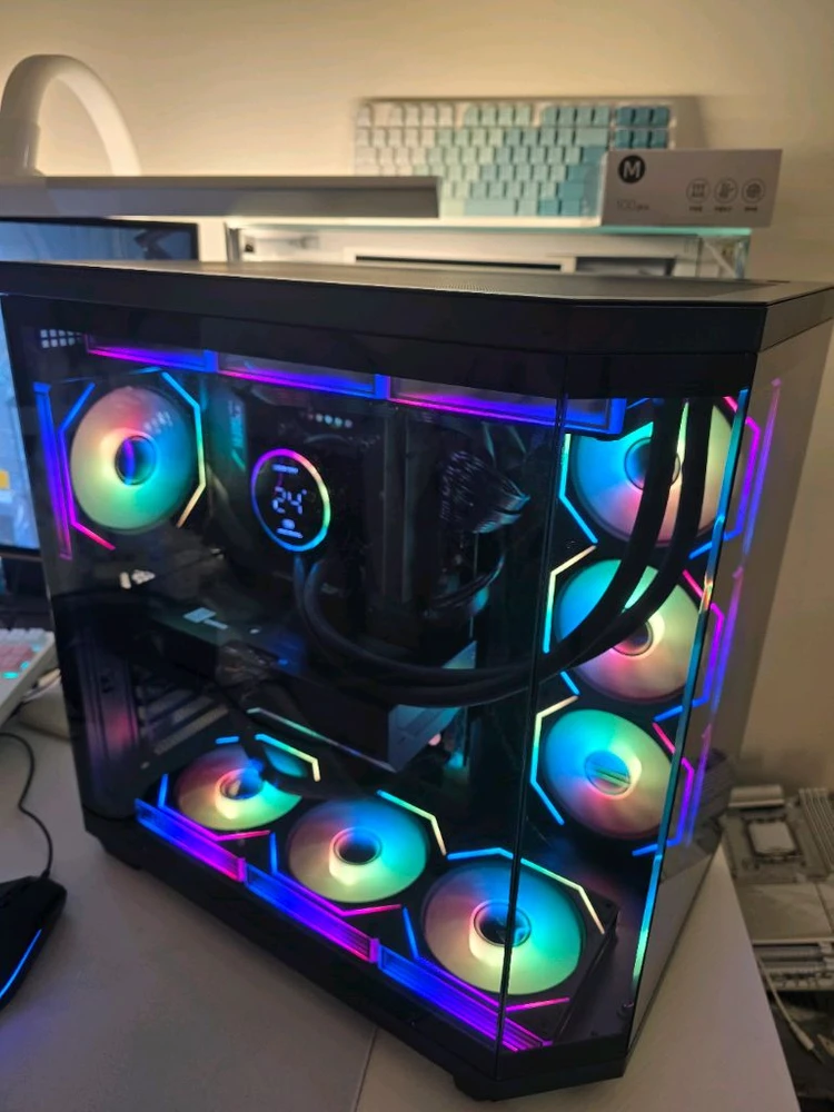 i7-14700K RTX4070TI SUPER 본체 팝니다 이미지