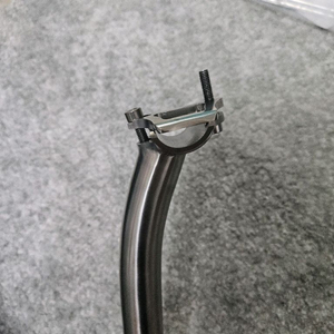 티그리스 티타늄(gr9) 샛백 싯포스트 이미지