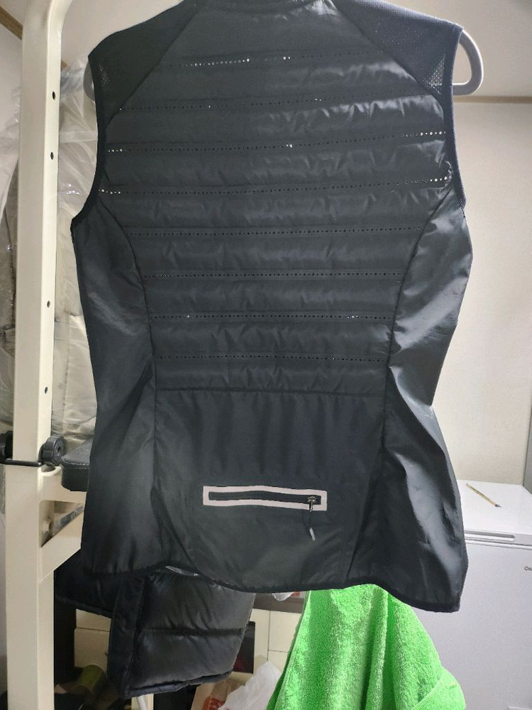 나이키 에어로로프트 패딩조끼 15년판 이미지