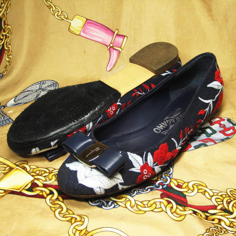 이태리명품 페라가모 발레리나 뎃님 플로럴 자수 플랫슈즈 235 이미지