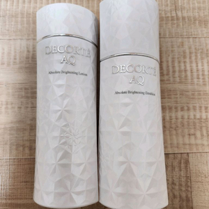 데코르테 AQ 화이트닝 에멀젼 로션 팝니다 이미지