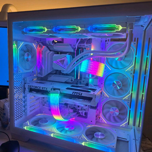 인텔 울트라9 285K RTX5080 화이트PC 팝니다 이미지