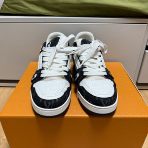 (새상품급) 루이비통 LV 트레이너 데님 스니커즈 7사이즈 이미지