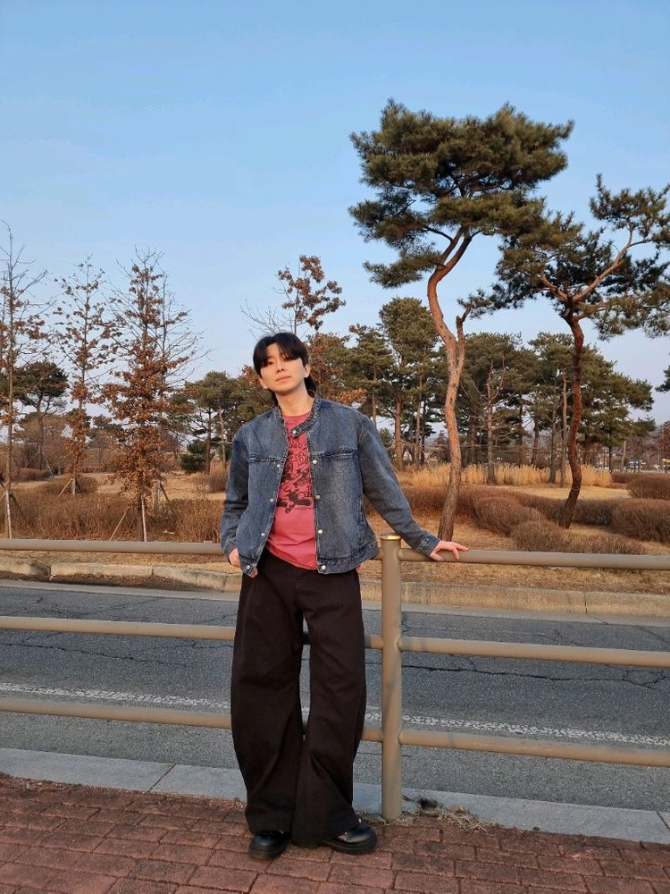 엑스컨테이너 크롭 필드 데님 자켓 L사이즈 판매합니다. 이미지