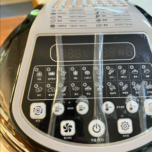 오쿠 360도 회전 에어프라이어 오븐 10L 이미지