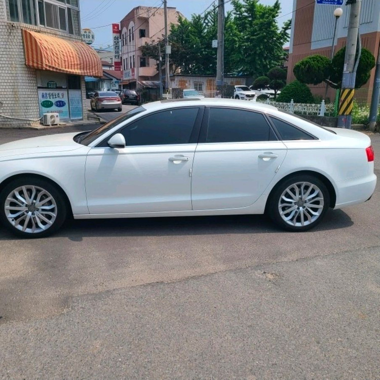 아우디 A6 3.0 TFSI 가솔린 이미지