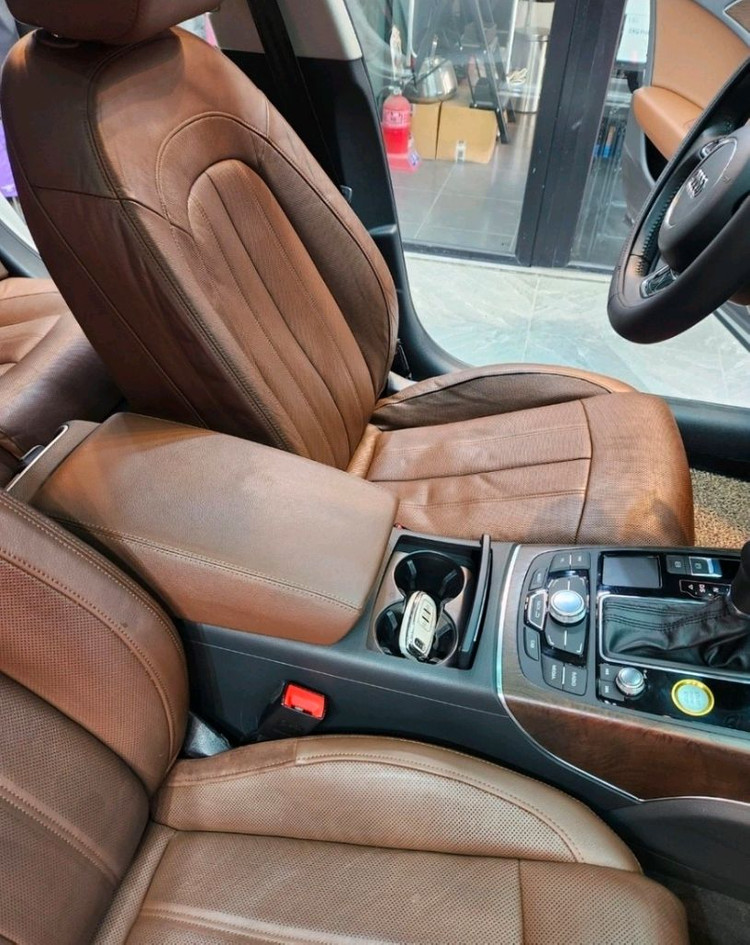 아우디 A6 3.0 TFSI 가솔린 이미지