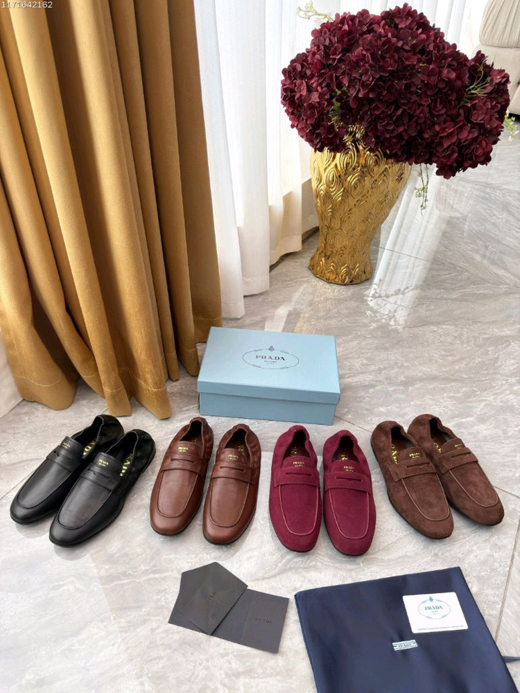 프라다 스웨이드 로퍼 (Prada Suede Loafer) - 초콜릿 브라운 이미지