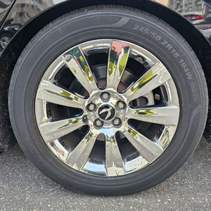 뉴에쿠스 vi/순정18인치/크롬휠, 타이어/중고 4개/교환가능/개인/팝니다. 이미지