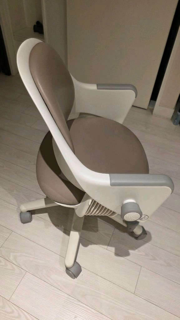 아동 책상의자 이미지