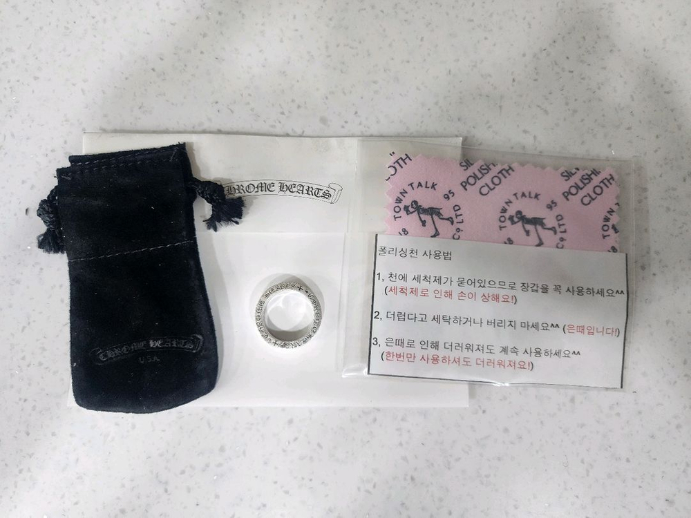 크롬하츠 포에버 스페이서 링 6mm팝니다 이미지