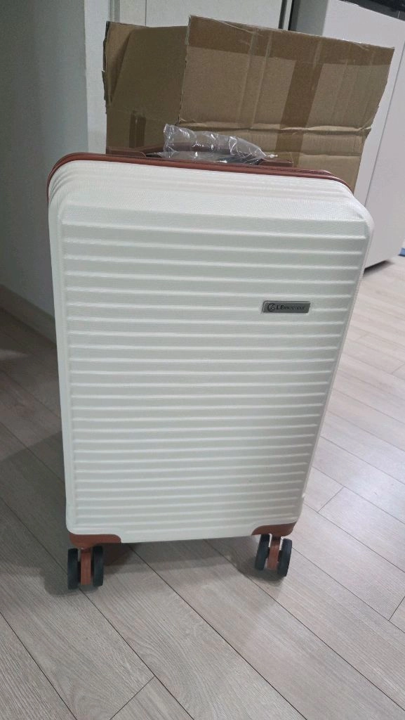 랑펠로 20인치 캐리어 베이지(새상품) 이미지