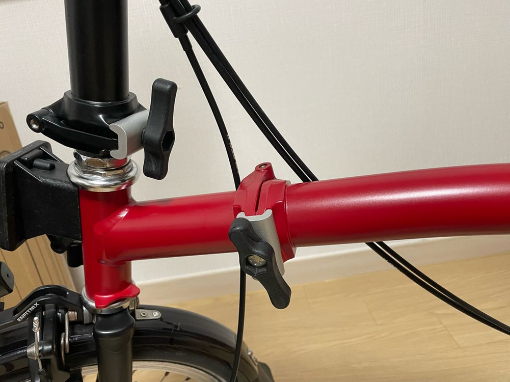 브롬톤 M2R 레드/블랙 투톤(레어색상) 이미지