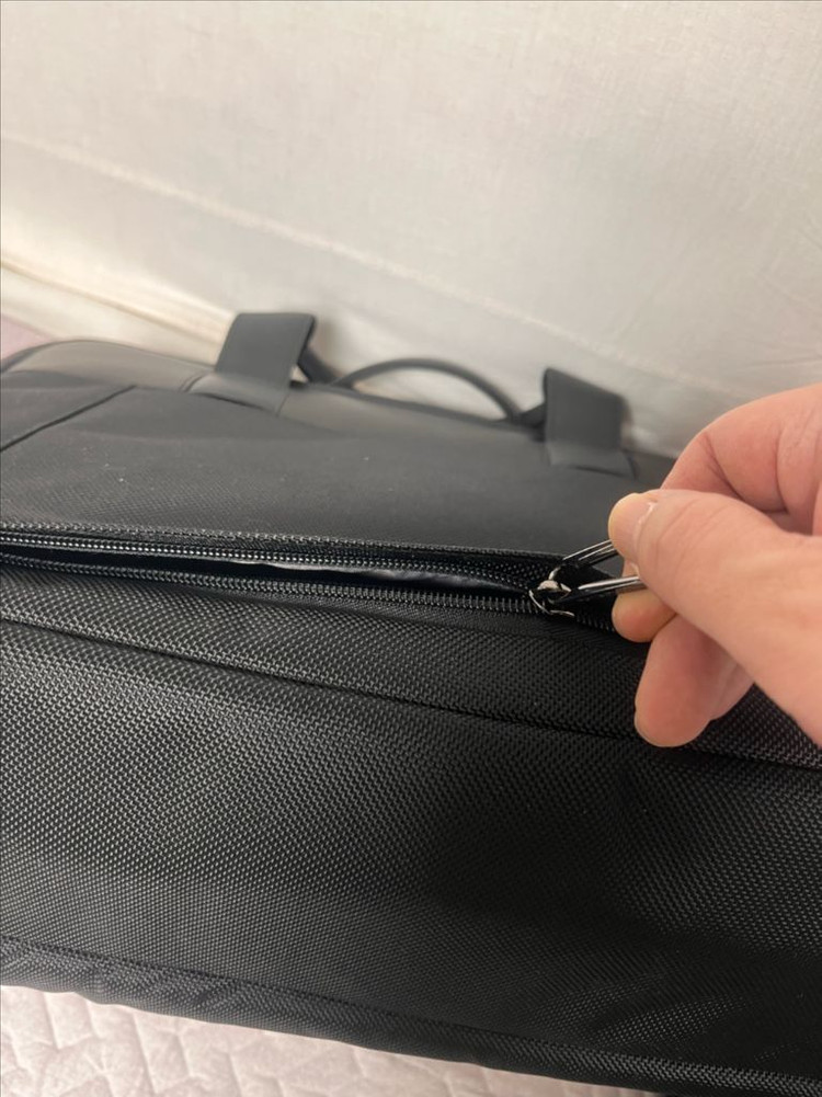 샘소나이트 Bailhandle M 블랙 서류 가방 팝니다 이미지
