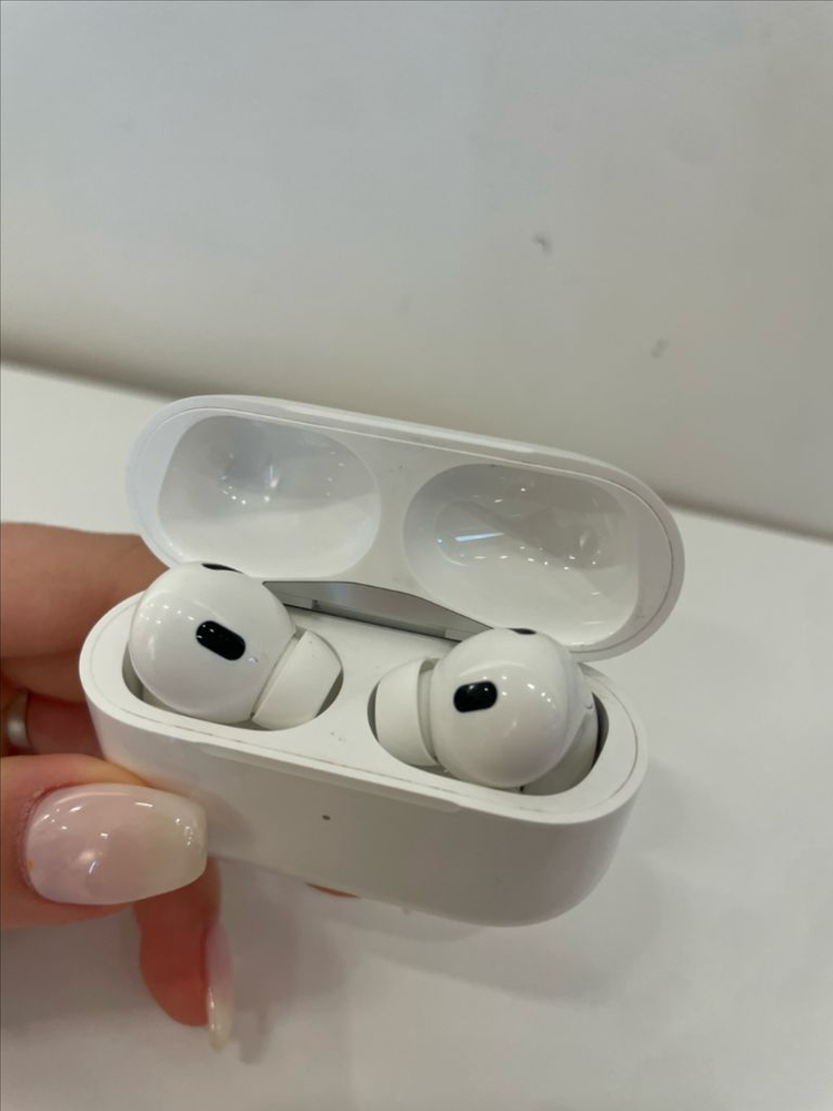 에어팟 프로2 이미지