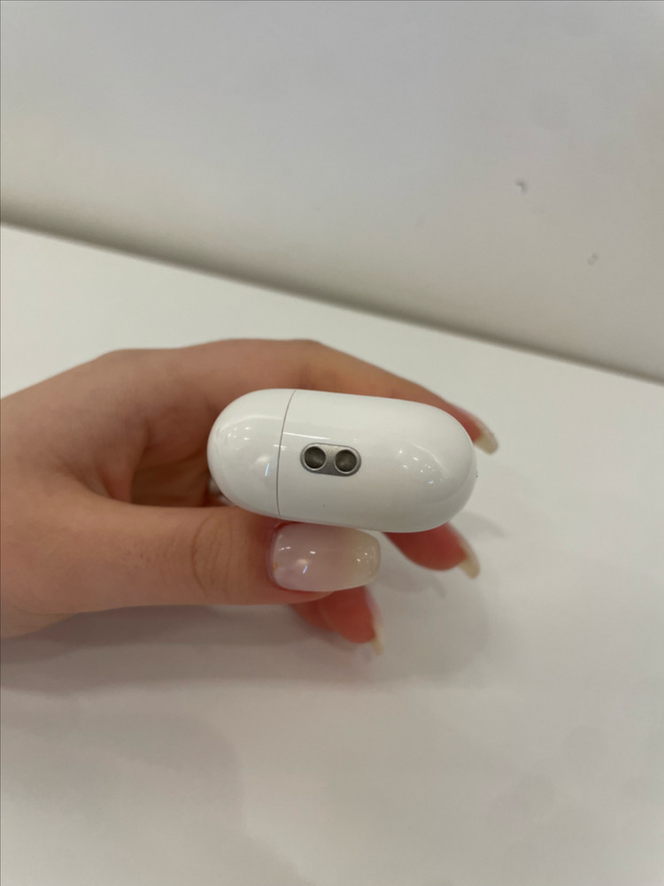 에어팟 프로2 이미지