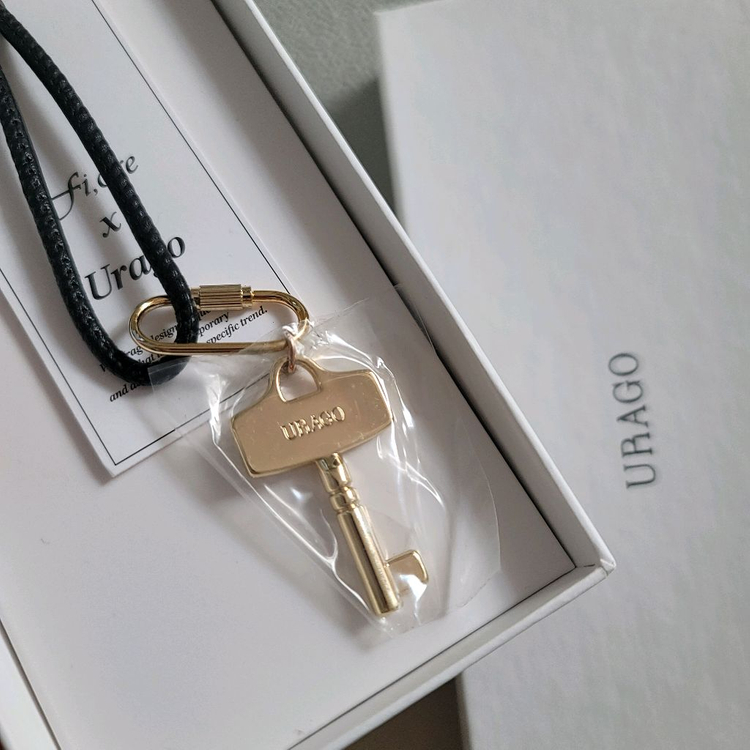 URAGO 골드 열쇠 키링 / 유라고 가방고리 백참 이미지
