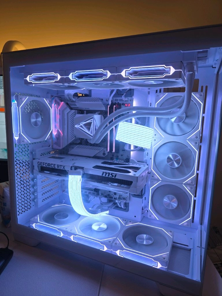 285K Z890 RTX5080 고사양PC 팝니다 이미지