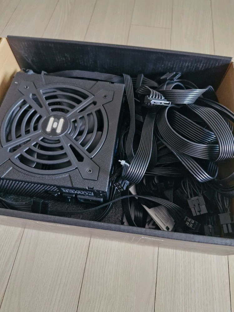 fsp hydro 1000w + 맥스파인더 슬리빙 케이블 이미지