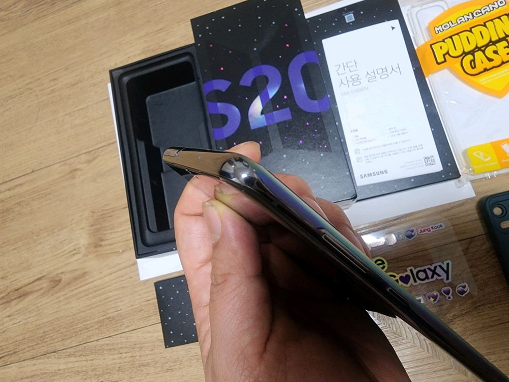 스마트폰 256GB 자급제 이미지