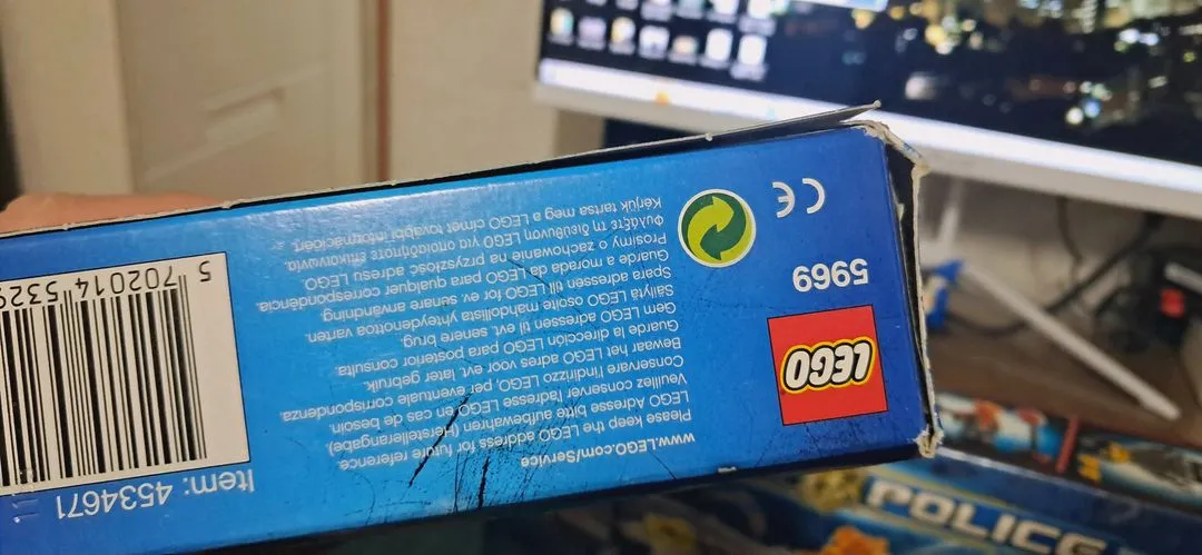 레고스페이스폴리스 5969+5970판매(8400서비스) 쿨거래시 택배비포함 42000원 이미지