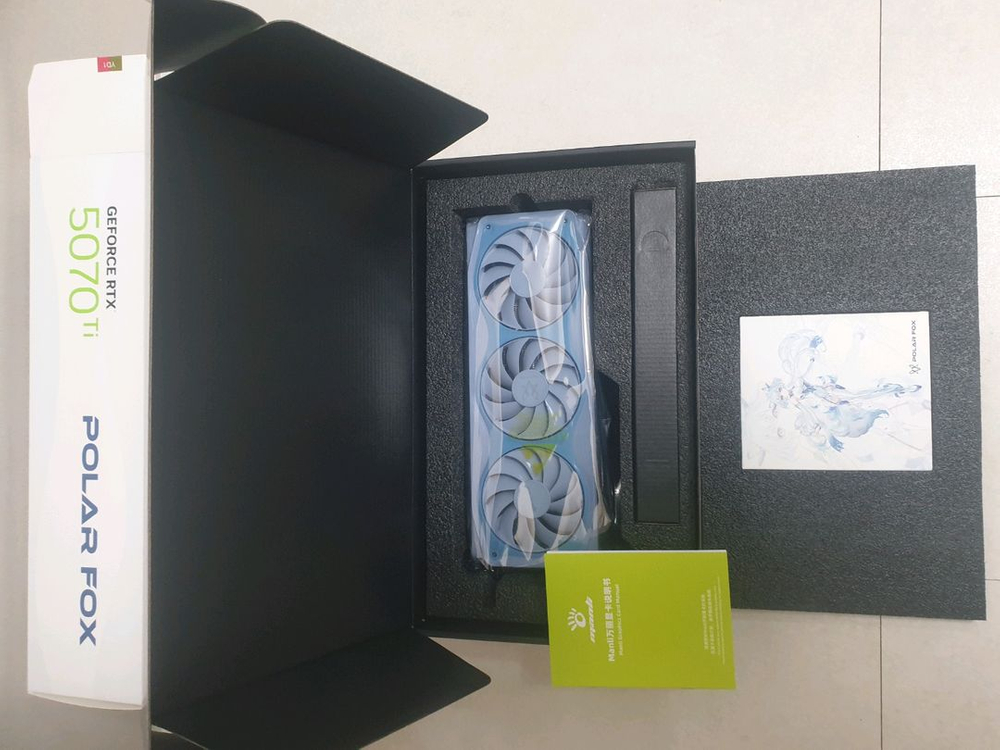 신품급 9950x3D + DDR5 64GB + RTX 5070 Ti + X870E 메인보드 + 1300W 파워 풀세 이미지