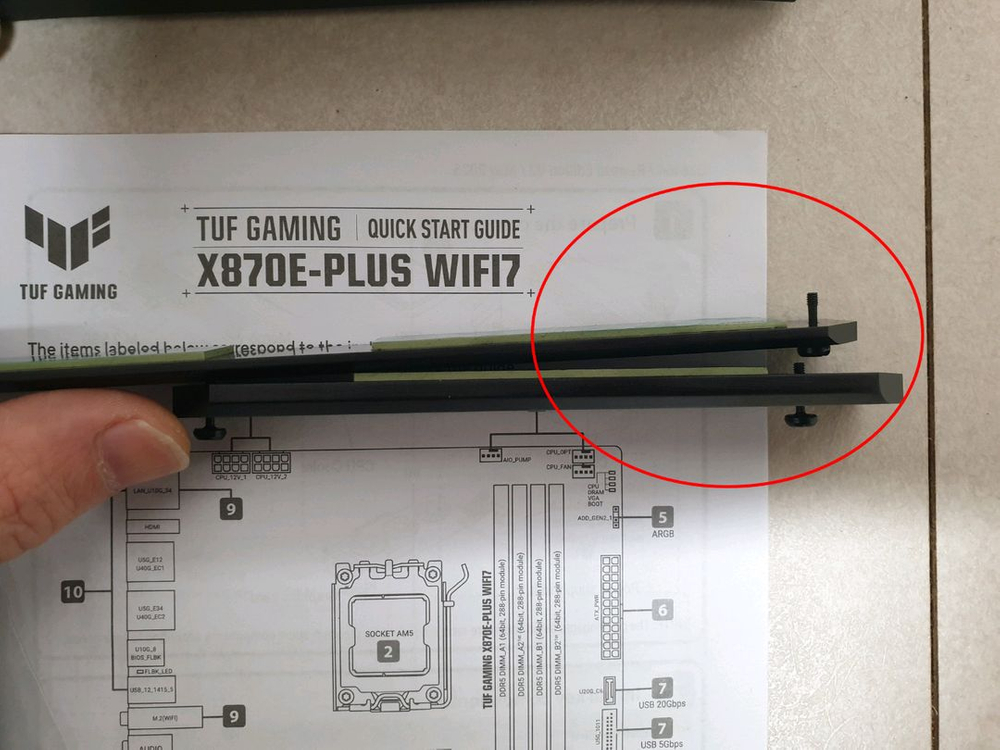 신품급 9950x3D + DDR5 64GB + RTX 5070 Ti + X870E 메인보드 + 1300W 파워 풀세 이미지