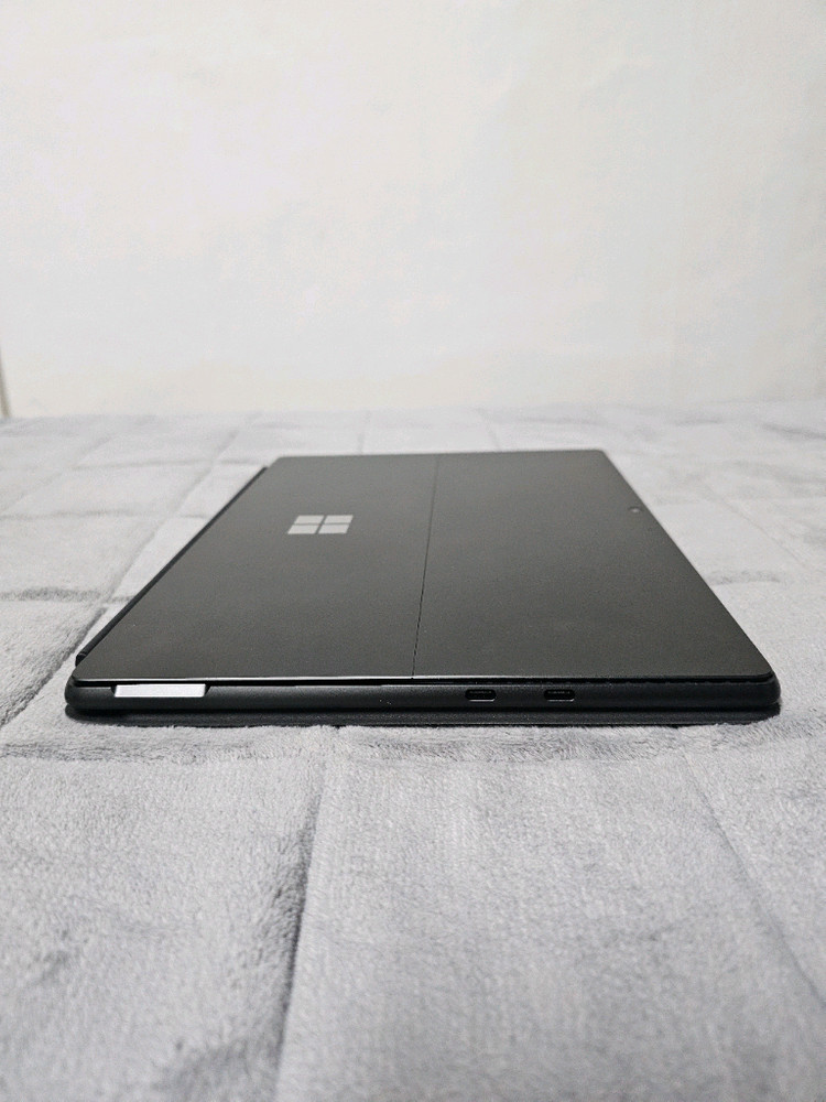 서피스프로9 i5 16gb 256gb x64 거의 새제품팝니다 이미지