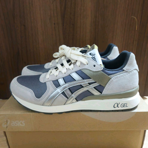 [새상품]12만원 235-240 아식스 gt2 운동화 스니커즈 런닝화 젤카야노 나이키 뉴발란스 아디다스 삼바 온러닝 이미지