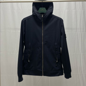 [백화점판] 스톤아일랜드 소프트쉘 후드 바람막이 자켓 [L] 이미지