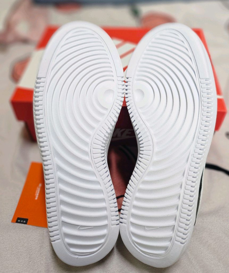 새상품 나이키 여성 235 이미지