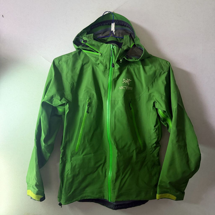 아크테릭스 베타LT 고어텍스 프로쉘 S (66-77) 캐나다 생산 이미지