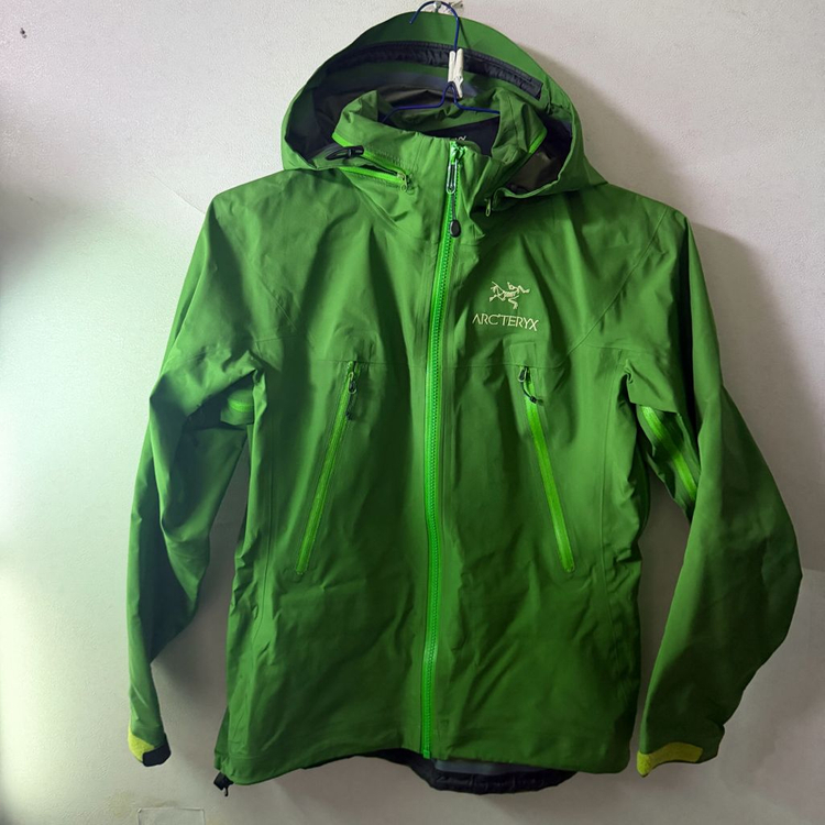 아크테릭스 베타LT 고어텍스 프로쉘 S (66-77) 캐나다 생산 이미지