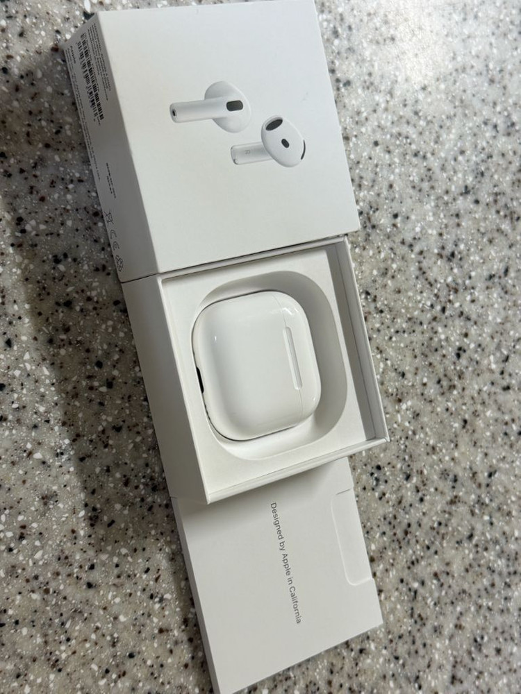 에어팟 4세대 노캔O 이미지